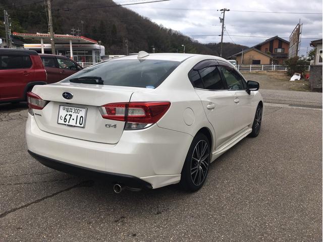 インプレッサＧ４ ２．０ｉ－Ｓアイサイト　４ＷＤ　メモリーナビ　フルセグ　バックカメラ　スマートキー　アルミホイール　ＬＥＤヘッドライト　パワーシート　運転席・助手席・サイドエアバック　ＡＢＳ　横滑り防止装置　盗難防止システム（5枚目）