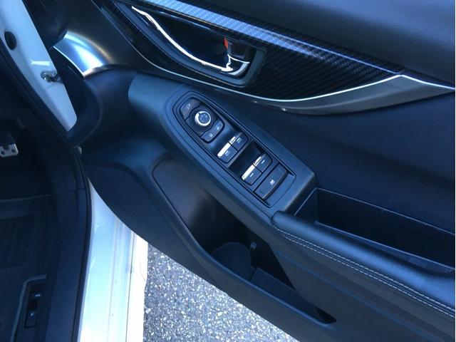 インプレッサＧ４ ２．０ｉ－Ｓアイサイト　４ＷＤ　メモリーナビ　フルセグ　バックカメラ　スマートキー　アルミホイール　ＬＥＤヘッドライト　パワーシート　運転席・助手席・サイドエアバック　ＡＢＳ　横滑り防止装置　盗難防止システム（14枚目）