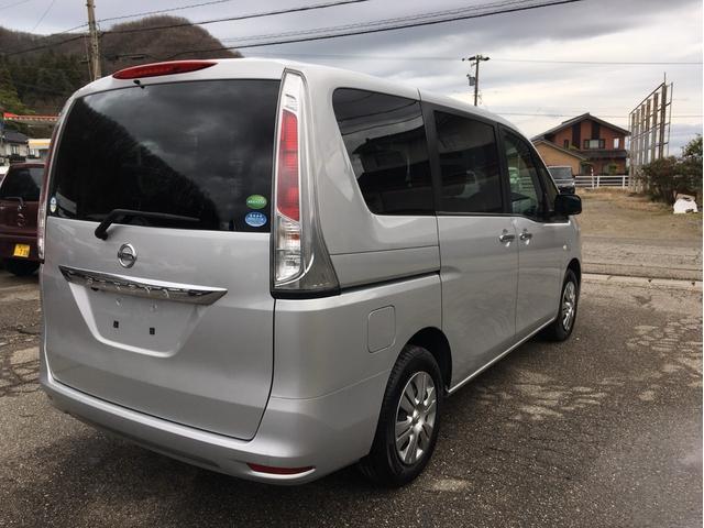 セレナ ２０Ｓ　４ＷＤ　純正ナビ　地デジＴＶ　バックカメラ　ドライブレコーダー　ＥＴＣ　キーレスエントリー　両側スライドドア　運転席・助手席エアバック　ＡＢＳ（5枚目）