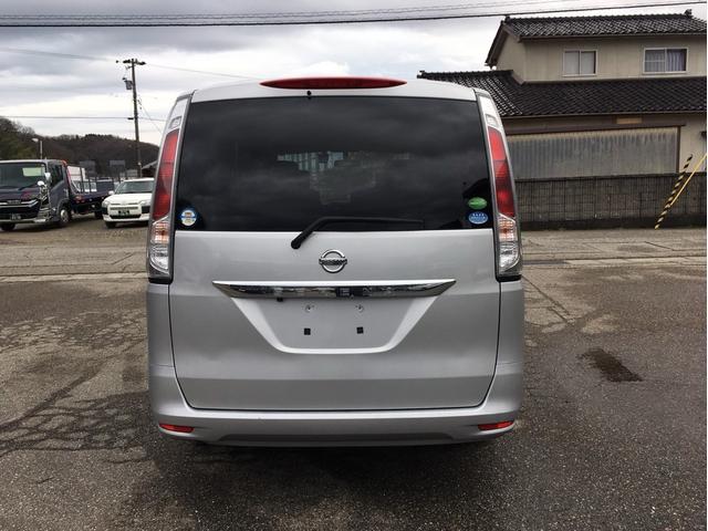 セレナ ２０Ｓ　４ＷＤ　純正ナビ　地デジＴＶ　バックカメラ　ドライブレコーダー　ＥＴＣ　キーレスエントリー　両側スライドドア　運転席・助手席エアバック　ＡＢＳ（6枚目）