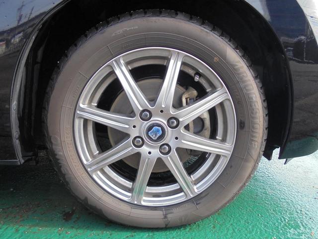 フィットハイブリッド Ｆパッケージ　☆　フル装備　☆　ＡＢＳ　☆　純正ナビ　☆　フルセグ　☆　バックカメラ　☆　ＬＥＤライト　☆　ＥＴＣ　☆　社外アルミ　☆（13枚目）