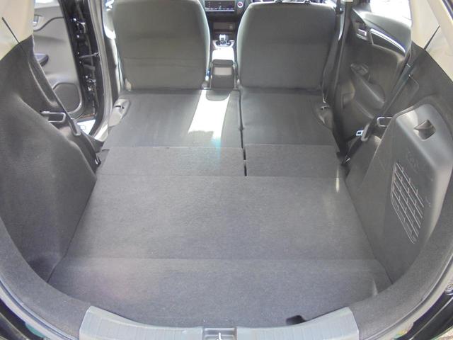 フィットハイブリッド Ｆパッケージ　☆　フル装備　☆　ＡＢＳ　☆　純正ナビ　☆　フルセグ　☆　バックカメラ　☆　ＬＥＤライト　☆　ＥＴＣ　☆　社外アルミ　☆（26枚目）