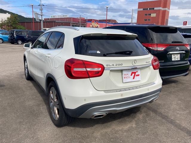 ＧＬＡクラス ＧＬＡ２５０　４マチック　４ＷＤ　バックカメラ　クリアランスソナー　オートクルーズコントロール　パワーシート　ナビ　ＴＶ　オートライト　ＨＩＤ　電動リアゲート　アルミホイール　キーレスエントリー　電動格納ミラー　シートヒーター（14枚目）