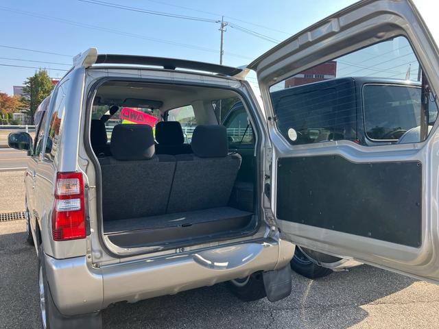 パジェロミニ アクティブフィールドエディション　ターボ　キーレスエントリー　４ＷＤ　ＥＴＣ　アルミホイール　ナビ　ＣＤ　ＤＶＤ　シートヒーター　運転席・助手席エアバック　ＡＢＳ　衝突安全ボディ　エアコン　パワーステアリング　パワーウインドウ（15枚目）