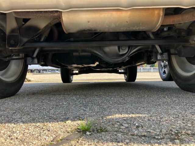 パジェロミニ アクティブフィールドエディション　ターボ　キーレスエントリー　４ＷＤ　ＥＴＣ　アルミホイール　ナビ　ＣＤ　ＤＶＤ　シートヒーター　運転席・助手席エアバック　ＡＢＳ　衝突安全ボディ　エアコン　パワーステアリング　パワーウインドウ（22枚目）