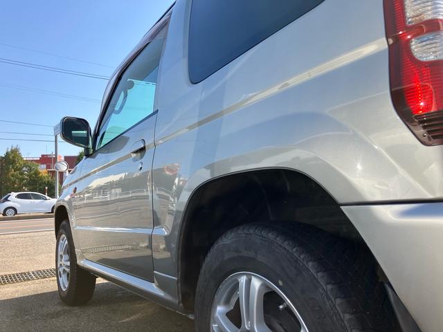 パジェロミニ アクティブフィールドエディション　ターボ　キーレスエントリー　４ＷＤ　ＥＴＣ　アルミホイール　ナビ　ＣＤ　ＤＶＤ　シートヒーター　運転席・助手席エアバック　ＡＢＳ　衝突安全ボディ　エアコン　パワーステアリング　パワーウインドウ（24枚目）
