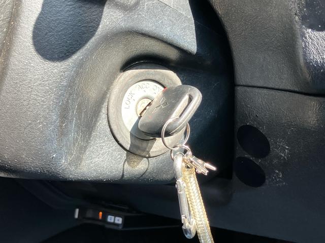 パジェロミニ アクティブフィールドエディション　ターボ　キーレスエントリー　４ＷＤ　ＥＴＣ　アルミホイール　ナビ　ＣＤ　ＤＶＤ　シートヒーター　運転席・助手席エアバック　ＡＢＳ　衝突安全ボディ　エアコン　パワーステアリング　パワーウインドウ（47枚目）