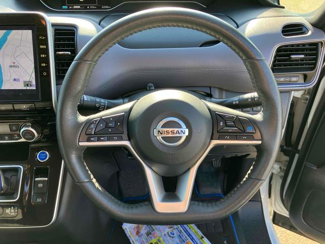 セレナ ｅ－パワー　ハイウェイスターＶ　ドライブレコーダー　ＥＴＣ　全周囲カメラ　ナビ　ＴＶ　クリアランスソナー　オートクルーズコントロール　衝突被害軽減システム　両側電動スライドドア　オートライト　ＬＥＤヘッドランプ　スマートキー（3枚目）