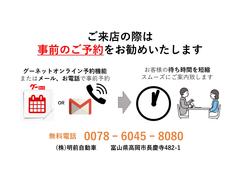 常に触れることとなる運転席周りです。まるで自宅に居るようにリラックスできる運転席です。外の喧騒を忘れさせてくれますね。 2