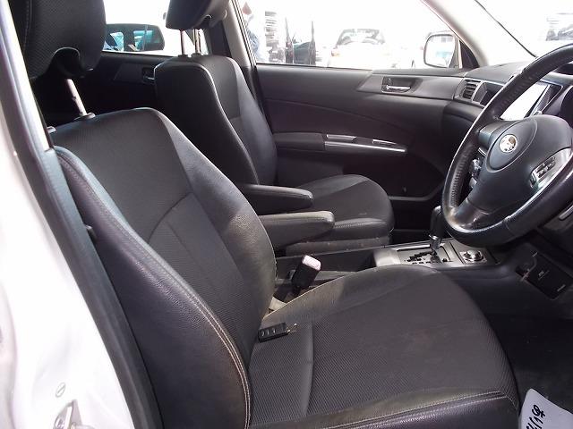 2.5i-S4WD地デジフルナビTVプッシュスタートHID(19枚目)