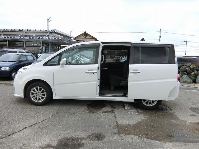 特別仕様車G地デジHDDナビTVスマートスタイル両電動HID(4枚目)