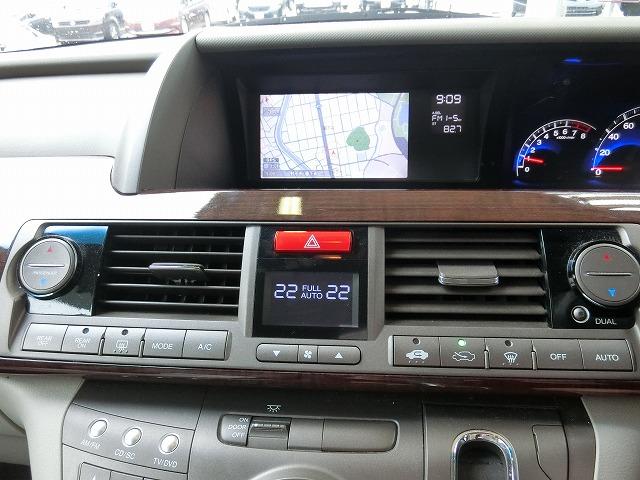 Gプレミアム 純正ナビ バックカメラ HID 電動ドア タイミングチェーン 純正17インチアルミ スマートキー 8人乗り(16枚目)