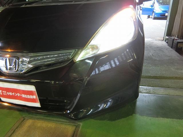 ハイブリッド・10thアニバーサリー 特別仕様車 地デジナビTV HIDヘッドランプ 走行33626KM スマートキー クルーズコントロール(5枚目)