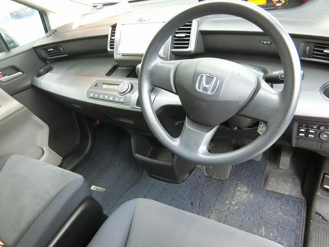 G ジャストセレクション 7人乗り 地デジフルセグナビTV HIDヘッドランプ 両側電動スライドドア 走行61272KM(8枚目)