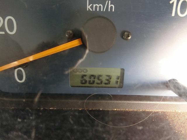 キャリイトラック ＫＡ　切替式４ＷＤ　三方開　走行６０５３１ＫＭ（13枚目）