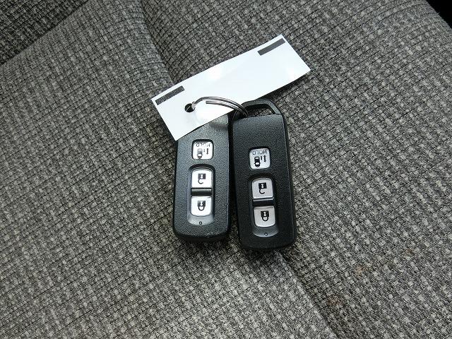 Ｎ－ＢＯＸ Ｇ・Ｌホンダセンシング　地デジナビＴＶ電動ドア　ＬＥＤライト　地デジナビＴＶ　バックカメラ　レーダークルーズコントロール　衝突軽減装置　ＬＥＤヘッドランプ　オートスライドドア　スマートキー　プッシュスタート　ビルトインＥＴＣ（19枚目）