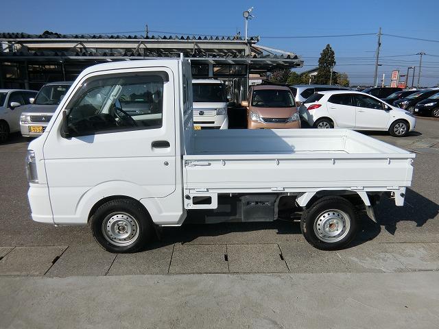 キャリイトラック ＫＣエアコン・パワステ　切替式４ＷＤ　５速ギア　エアコン　パワステ　走行１１７６８ＫＭ　三方開　ＡＢＳ　Ｗエアバッグ（3枚目）