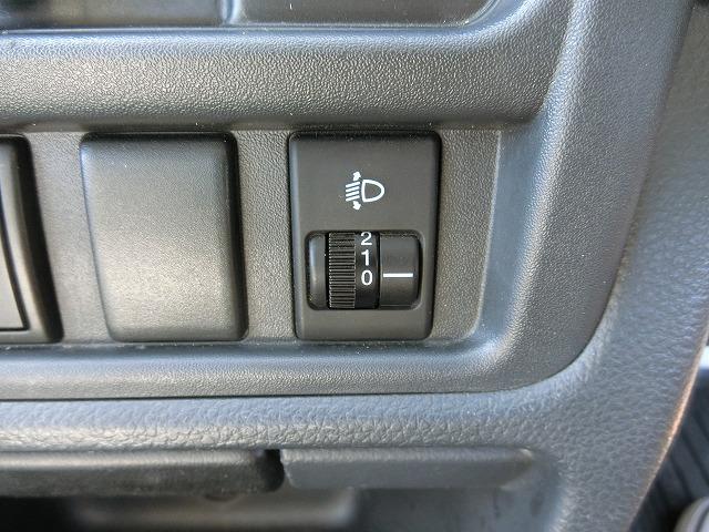 キャリイトラック ＫＣエアコン・パワステ　切替式４ＷＤ　５速ギア　エアコン　パワステ　走行１１７６８ＫＭ　三方開　ＡＢＳ　Ｗエアバッグ（13枚目）