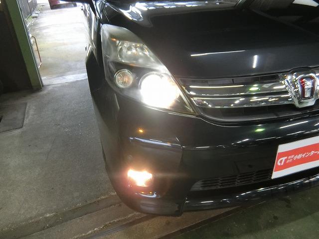 アイシス プラタナ　Ｖセレクション　両側電動ドア　後席モニター　ＨＩＤ　７人乗　地デジフルセグナビＴＶ　バックカメラ　両側電動スライドドア　ＨＩＤヘッドランプ　４ボイスコーナーセンサー　プッシュスタート　純正１６インチアルミ　オートエアコン　アルパイン製後席モニター（6枚目）