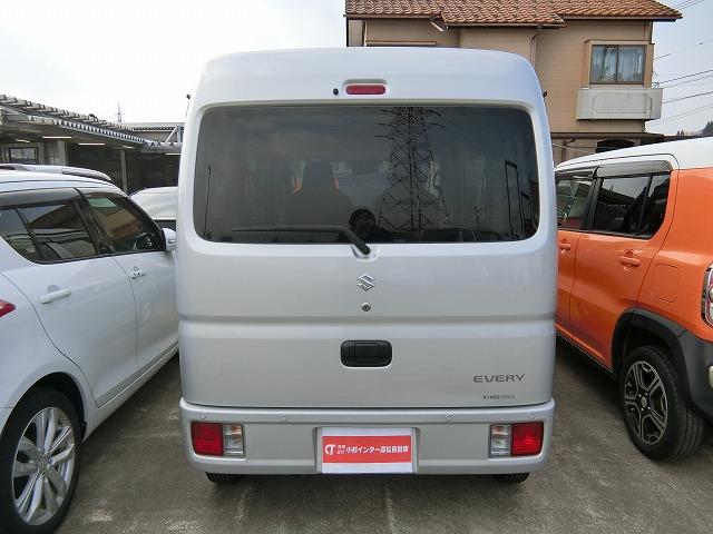 エブリイ ＰＣ　セーフティサポート装着車　切替式４ＷＤ　ハイルーフ　５速ギア　走行５１３９０ＫＭ　ＣＤチューナー　キーレスキー（7枚目）