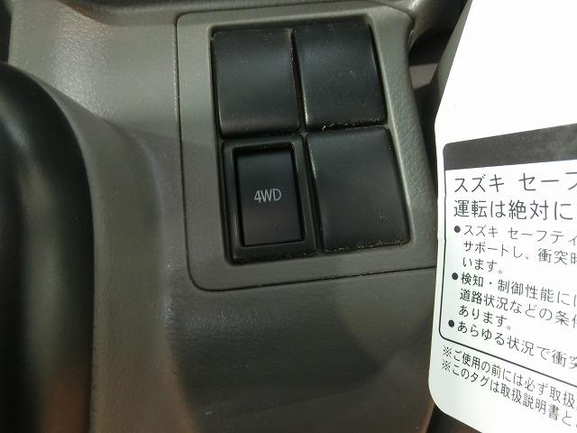 エブリイ ＰＣ　セーフティサポート装着車　切替式４ＷＤ　ハイルーフ　５速ギア　走行５１３９０ＫＭ　ＣＤチューナー　キーレスキー（16枚目）