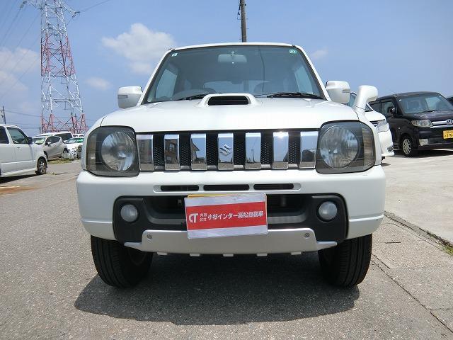 ジムニー クロスアドベンチャーＸＣ　切替式４ＷＤ　ターボ　５速ギア　切替式４ＷＤ　ターボ　５速ギア　地デジフルセグナビＴＶ　左右シートヒーター　キーレスキー　純正１６インチアルミ　走行５５７６５ＫＭ　背面タイヤカバー（2枚目）