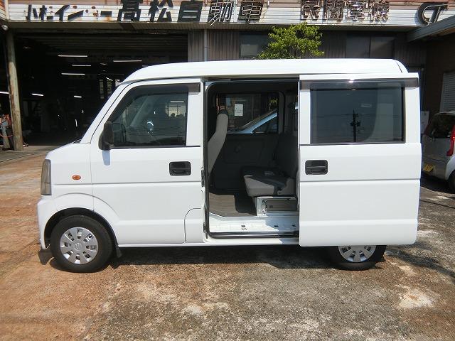 エブリイ ＰＣ　ハイルーフ　切替式４ＷＤ　オートマ　地デジナビＴＶ　両側スライドドア　キーレスキー　タイミングチェーン　エアコン　パワステ　パワーウインドウ　Ｗエアバッグ（4枚目）