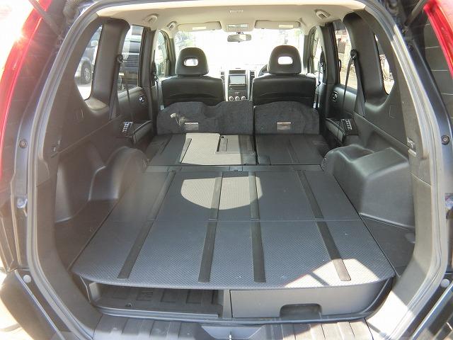 エクストレイル ２０Ｘｔｔ　切替式４ＷＤ　地デジナビＴＶカメラ　ＨＩＤライト　４ＷＤ　左右シートヒーター　クルーズコントロール　インテリジェントキー　ＨＩＤヘッドランプ　地デジフルセグナビＴＶ　バックカメラ　純正１８インチアルミ（23枚目）
