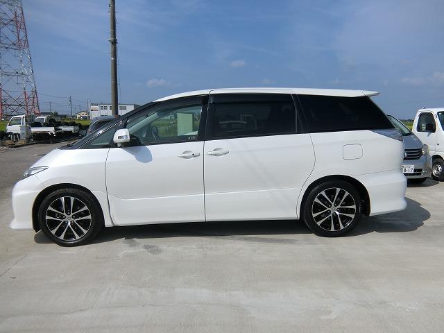 エスティマ アエラス　後期型　８型地デジナビＴＶ　両側電動　７人乗り　７人乗り　後期型　８型地デジフルセグＨＤＤナビＴＶ　バックカメラ　両側電動スライドドア　クルーズコントロール　スマートキー　プッシュスタート　ＨＩＤ　ビルトインＥＴＣ　オットマン付きキャプテンシート（3枚目）