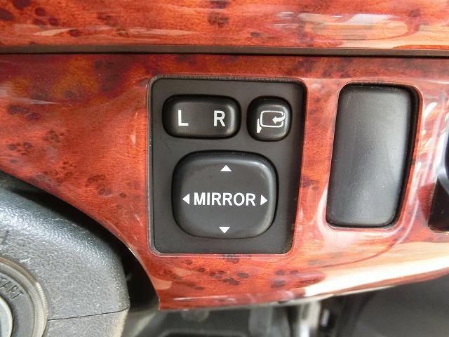 ハイエースバン ロングスーパーＧＬ４ＷＤディーゼルターボ地デジナビＴＶカメラ　４ＷＤ　ディーゼルターボ　　両側スライドドア　５人乗り　地デジフルセグナビＴＶ　バックカメラ　キーレスキー　ディーゼル　ターボ　タイミングベルト交換済み　リアヒーターつき（14枚目）