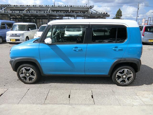 ハスラー Ｘ　４ＷＤ　地デジナビＴＶ　カメラ　レーダーブレーキ　ＨＩＤ　４ＷＤ　レーダーブレーキサポート　地デジナビＴＶ　バックカメラ　シートヒーター　ＨＩＤヘッドランプ　スマートキー　プッシュスタート　ツートーンカラー　アイドリングストップ　純正アルミ（3枚目）