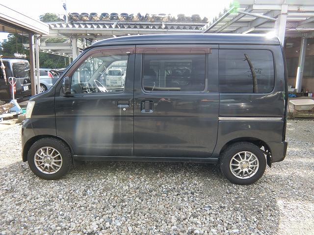 ハイゼットカーゴ クルーズ　４ＷＤ　両側スライドドア　キーレスキー　アルミ　タイミングチェーン　ＡＢＳ　Ｗエアバッグ（3枚目）