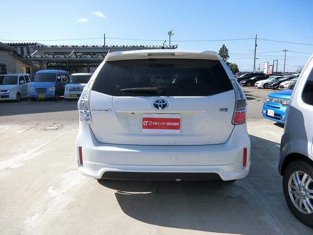 プリウスアルファ Ｇ　地デジフルセグナビＴＶカメラ　エンジンスターター　ｌＥＤ　地デジフルセグナビＴＶ　バックカメラ　純正エンジンスターター　クルーズコントロール　純正１６アルミ　　スマートキー　プッシュスタート　ビルトインＥＴＣ　ＬＥＤライト　サイドスポイラー　リアスポイラー（4枚目）