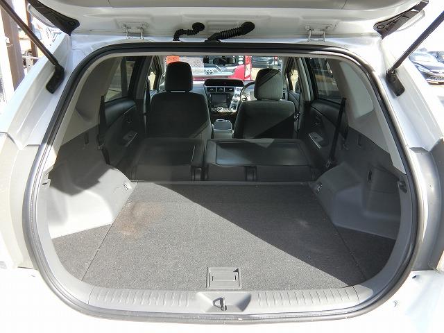 プリウスアルファ Ｇ　地デジフルセグナビＴＶカメラ　エンジンスターター　ｌＥＤ　地デジフルセグナビＴＶ　バックカメラ　純正エンジンスターター　クルーズコントロール　純正１６アルミ　　スマートキー　プッシュスタート　ビルトインＥＴＣ　ＬＥＤライト　サイドスポイラー　リアスポイラー（24枚目）