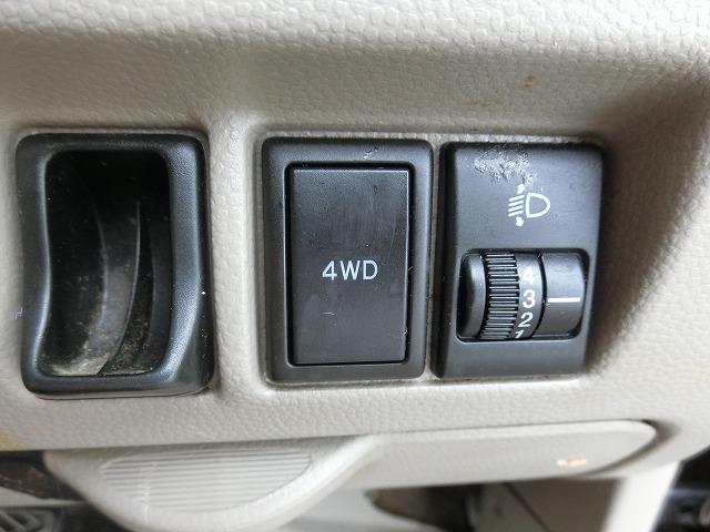 エブリイ ＰＣ　ハイルーフ　切替式４ＷＤ　オートマ　パワーウインドウ　キーレスキー　Ｗエアバッグ　両側スライドドア　タイミングチェーン（11枚目）