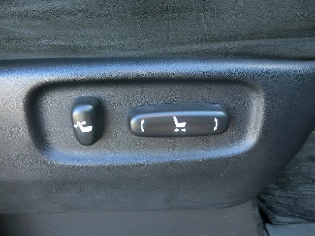 ヴェルファイア ２．４ＺプラチナセレクションＩＩタイプゴルドＩＩ８型ナビ　８型地デジフルセグＨＤＤナビＴＶ　バックカメラ　運転席電動メモリーシート　両側電動スライドドア　パワーバックドア　スマートキー　プッシュスタート　パワーシート　ビルトインＥＴＣ　ＨＩＤヘッドランプ（19枚目）