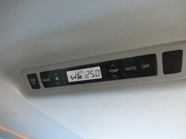 ヴェルファイア ２．４ＺプラチナセレクションＩＩタイプゴルドＩＩ８型ナビ　８型地デジフルセグＨＤＤナビＴＶ　バックカメラ　運転席電動メモリーシート　両側電動スライドドア　パワーバックドア　スマートキー　プッシュスタート　パワーシート　ビルトインＥＴＣ　ＨＩＤヘッドランプ（25枚目）