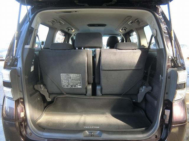 ヴェルファイア ２．４ＺプラチナセレクションＩＩタイプゴルドＩＩ８型ナビ　８型地デジフルセグＨＤＤナビＴＶ　バックカメラ　運転席電動メモリーシート　両側電動スライドドア　パワーバックドア　スマートキー　プッシュスタート　パワーシート　ビルトインＥＴＣ　ＨＩＤヘッドランプ（30枚目）