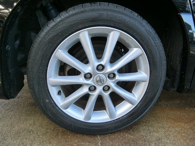 純正１７インチアルミホイール付き