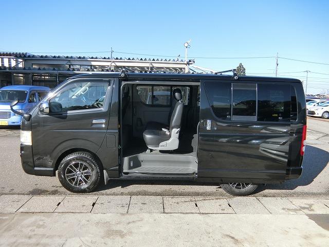 ハイエースバン ロングスーパーGL 4WD 両側スライドドア 5人乗り キーレスキー アルミホイール(4枚目)