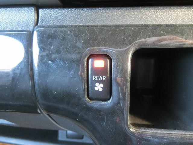 ハイエースバン ロングスーパーGL 4WD 両側スライドドア 5人乗り キーレスキー アルミホイール(17枚目)