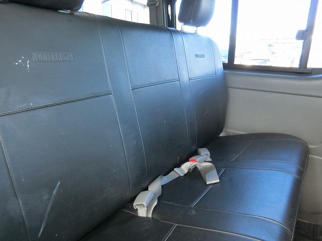 ハイエースバン ロングスーパーGL 4WD 両側スライドドア 5人乗り キーレスキー アルミホイール(22枚目)