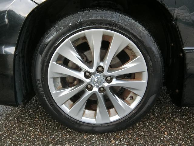 ヴェルファイア ２．４Ｚ　プラチナセレクションＩＩ　タイプゴールド　両側電動オートスライドドア　スマートキー　プッシュスタート　７人乗り　地デジフルセグナビＴＶ　バックカメラ　ビルトインＥＴＣ　ＨＩＤヘッドランプ（7枚目）