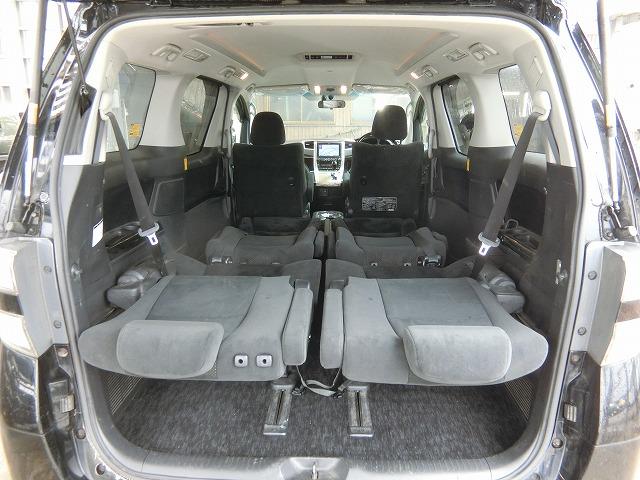 ヴェルファイア ２．４Ｚ　プラチナセレクションＩＩ　タイプゴールド　両側電動オートスライドドア　スマートキー　プッシュスタート　７人乗り　地デジフルセグナビＴＶ　バックカメラ　ビルトインＥＴＣ　ＨＩＤヘッドランプ（29枚目）