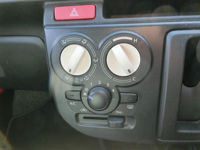 アルト S アイドリングストップ エネチャージ キーレスキー シートヒーター CDチューナー 走行5154KM 横滑り防止(8枚目)