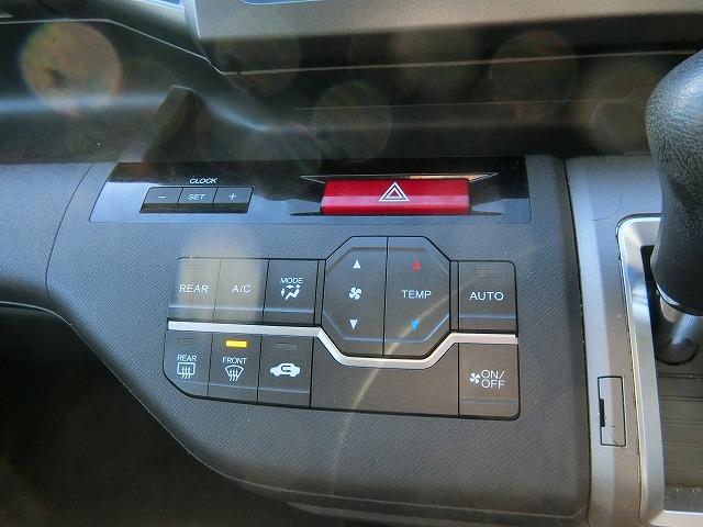 ステップワゴン Ｇ　地デジＨＤＤナビスマートスタイル両側電動　ＨＩＤライト　８人乗り　地デジフルセグＨＤＤナビＴＶ　バックカメラ　両側電動スライドドア　ＨＩＤヘッドランプ　スマートキー　純正後席モニター　ビルトインＥＴＣ（15枚目）