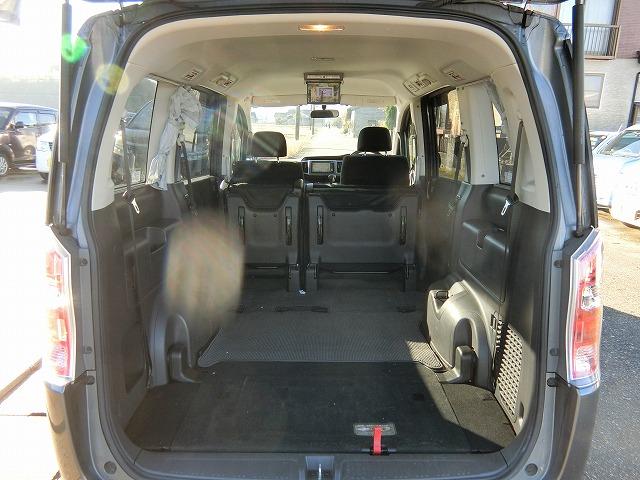 ステップワゴン Ｇ　地デジＨＤＤナビスマートスタイル両側電動　ＨＩＤライト　８人乗り　地デジフルセグＨＤＤナビＴＶ　バックカメラ　両側電動スライドドア　ＨＩＤヘッドランプ　スマートキー　純正後席モニター　ビルトインＥＴＣ（26枚目）