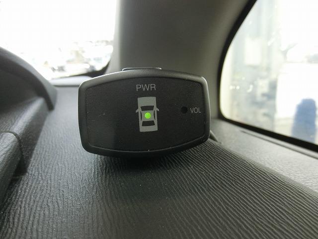 ヴォクシー ZS 煌II 地デジナビTVカメラ 両側電動ドアHID 地デジフルセグHDDナビTV バックカメラ 両側電動スライドドア HIDヘッドランプ スマートキー プッシュスタート パドルシフト コーナーセンサー ビルトインETC 純正16インチアルミ 8人乗り(19枚目)