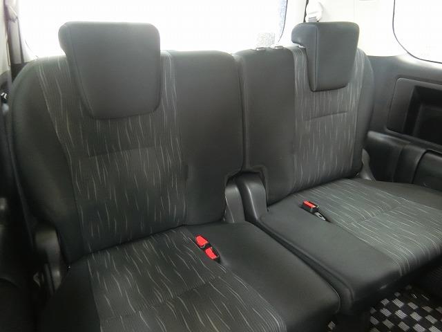 ヴォクシー ZS 煌II 地デジナビTVカメラ 両側電動ドアHID 地デジフルセグHDDナビTV バックカメラ 両側電動スライドドア HIDヘッドランプ スマートキー プッシュスタート パドルシフト コーナーセンサー ビルトインETC 純正16インチアルミ 8人乗り(24枚目)