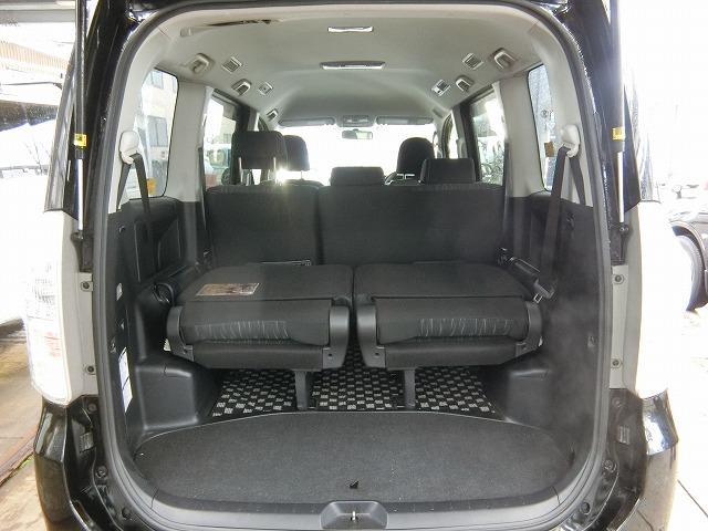 ヴォクシー ZS 煌II 地デジナビTVカメラ 両側電動ドアHID 地デジフルセグHDDナビTV バックカメラ 両側電動スライドドア HIDヘッドランプ スマートキー プッシュスタート パドルシフト コーナーセンサー ビルトインETC 純正16インチアルミ 8人乗り(26枚目)